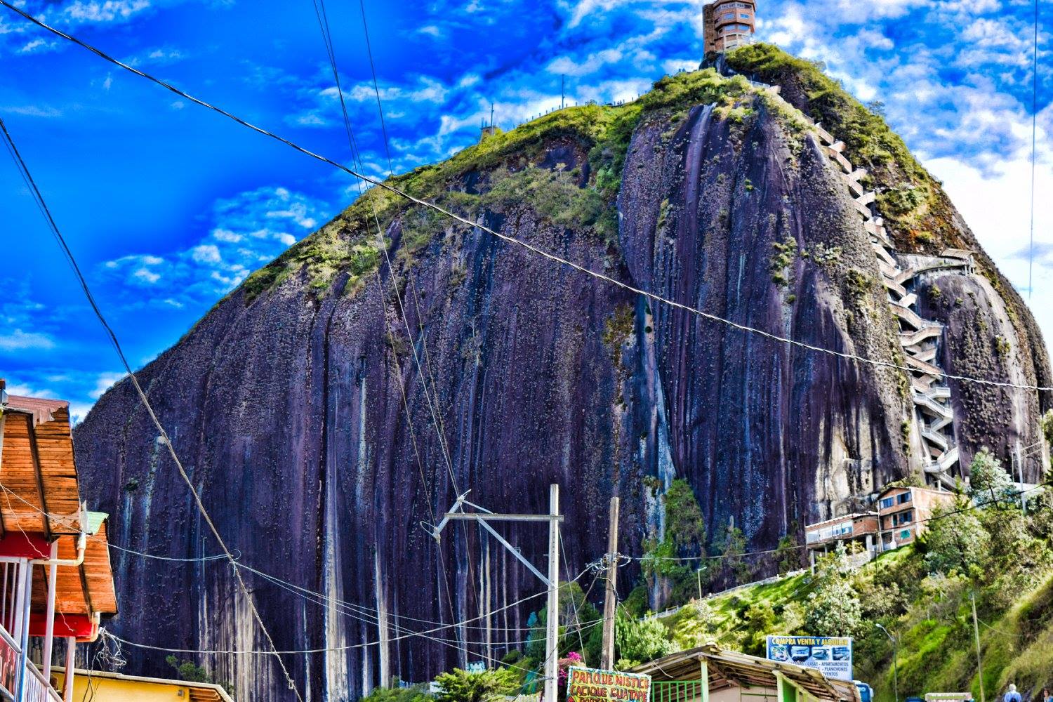 Ten Places You Must Visit in Medellin